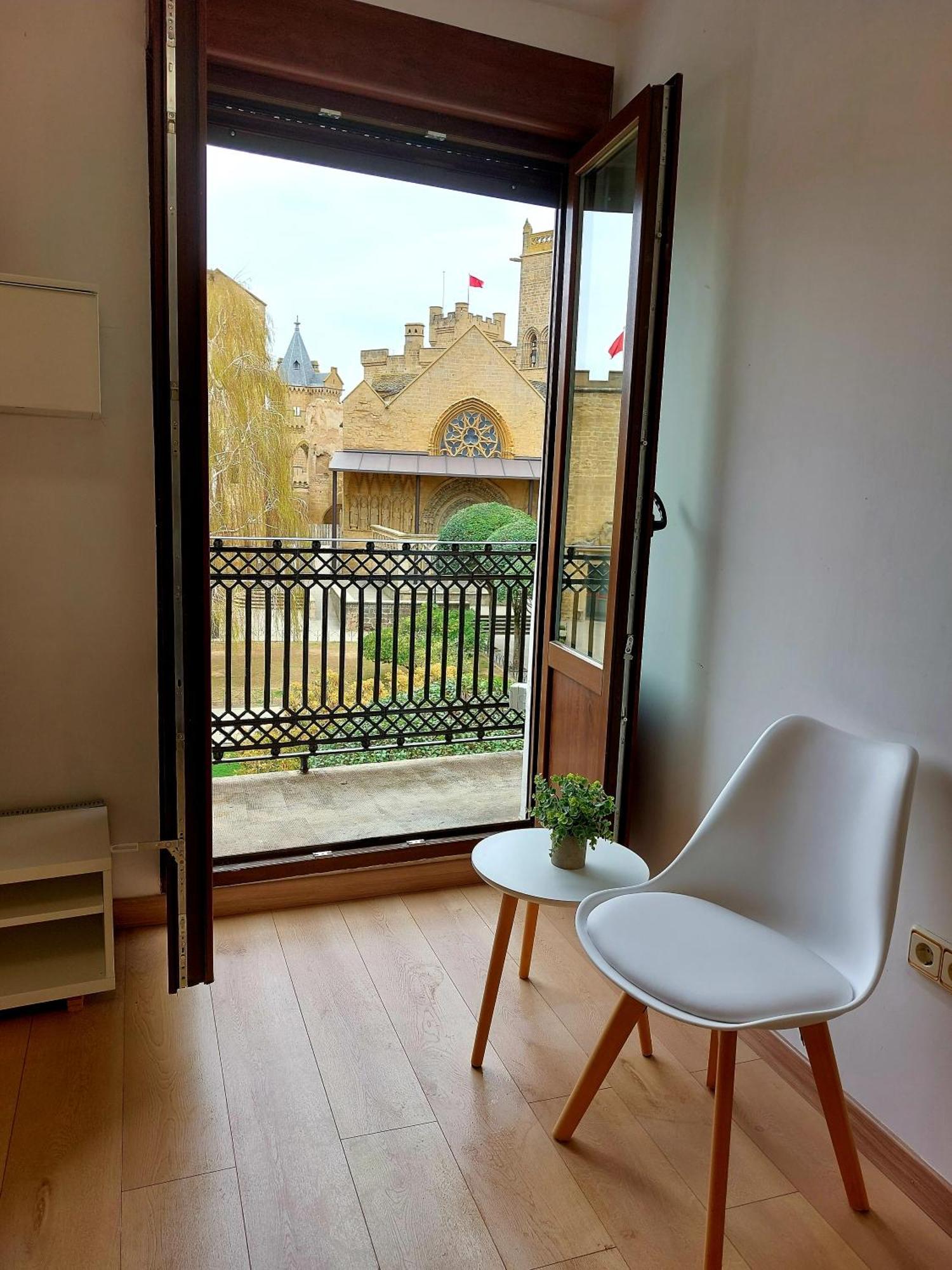 B&B Apartamentos La Atalaya Olite Room photo